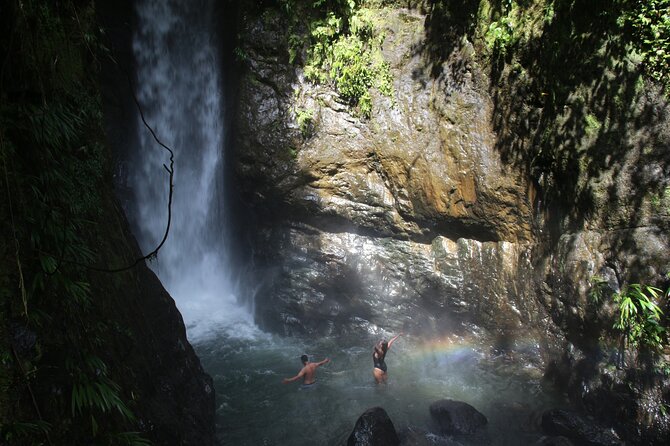 Private tour: hiking to the crystalline MELCOCHO river from MEDELLÍN - Cocorna viewpoint stop: scenery first, fuel second