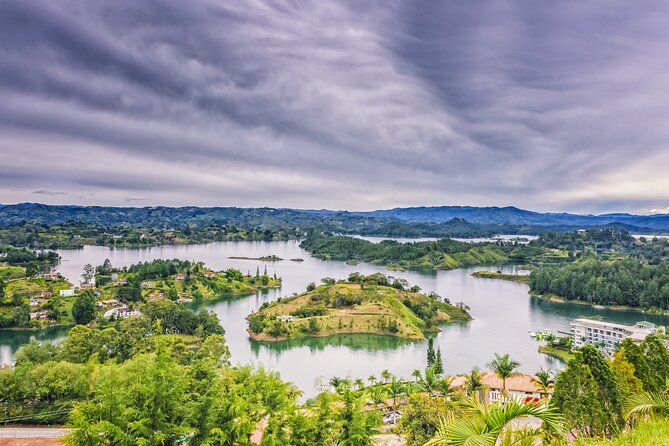 Private Tour To Guatape From Medellin - Marinilla Breakfast Stop: A Local Fuel-Up