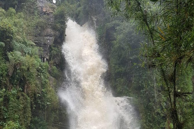 Private Tour to the Nature Waterfall of La Chorrera from Bogotá - Stop at El Chiflon: a quick waterfall detour with a rainbow payoff