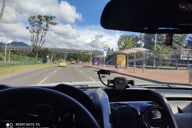 Private Transfer Airport BOG to Bogota City one way - How the meet-and-greet works at El Dorado