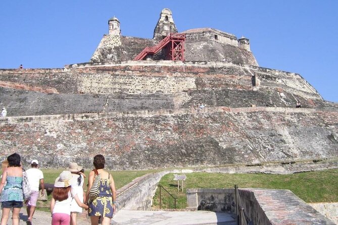 Private Transfer from Airport to Hotels in Cartagena - Getting value from a private transfer, even if the ride is short