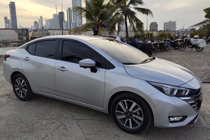 Private transfer from the airport to the hotel in Cartagena - English pickup and using your mobile ticket smoothly