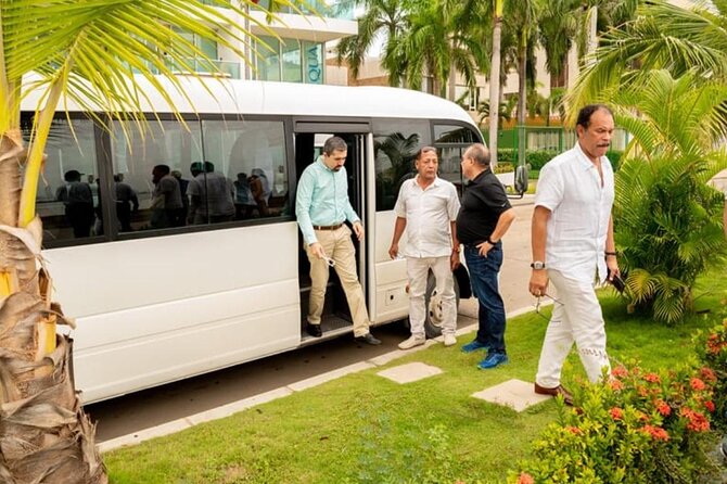 Private Transfers Airport and Hotels in Cartagena - The Ride Itself: Private, Direct, and Often Very Smooth