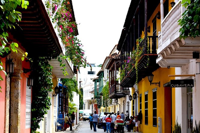 Private transportation from Santa Marta city to Cartagena - Pickup at your hotel reception, bags handled, then you go