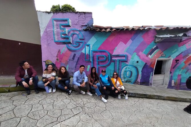 Private Urban Tour: Market, Graffiti & Tejo in Bogotá - Salvo Patria lunch: gourmet fusion using local ingredients