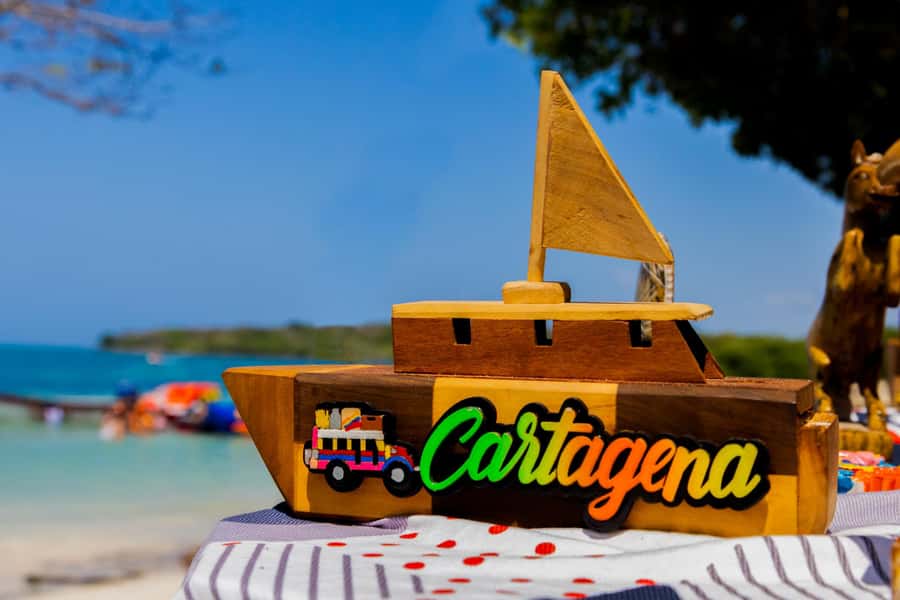 Rosario Islands -Barú : Agua Azul Beach, with lunch - Beach comfort basics: chairs, shade, and how to use your time well
