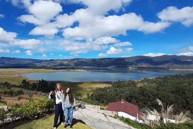 Route of the 7 Treasures of El Dorado - Guatavita and Zipaquirá - Guatavita town stop: a quick taste of the white town feel