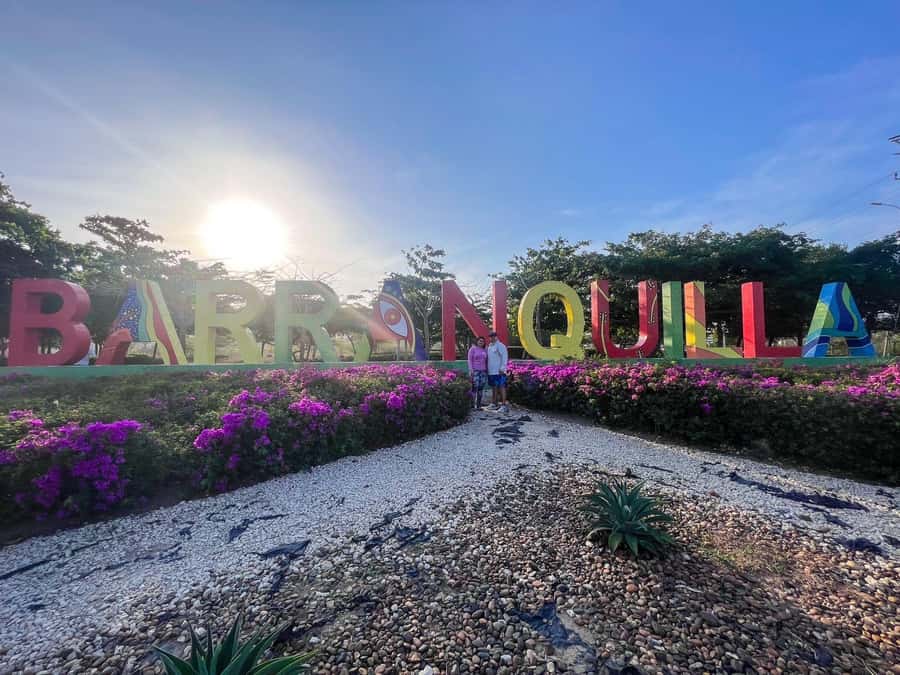 Salida de Cartagena: City Tour a Barranquilla & Santa Marta - From Cartagena Pickup to a Caribbean Photo-Stop Marathon