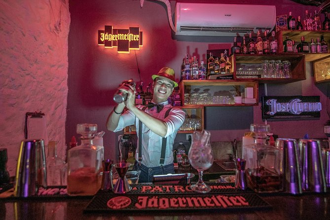 Salsa Tour in Cartagena with admission Ticket to Café Havana - Who This Tour Fits Best