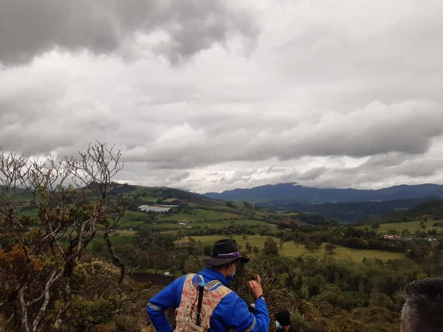 Salt Cathedral and Guatavita Lake with Lunch and Guide - The drive through Cundinamarca: more than just getting there