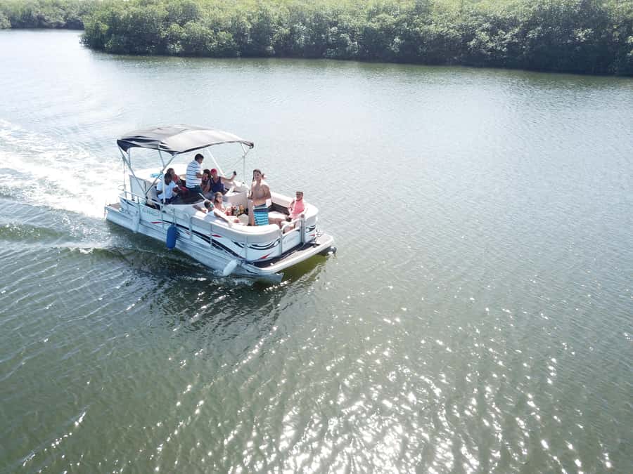 San Andrés: Island Pontoon Boat Tour - Why this San Andrés pontoon tour fits a 1-day beach schedule