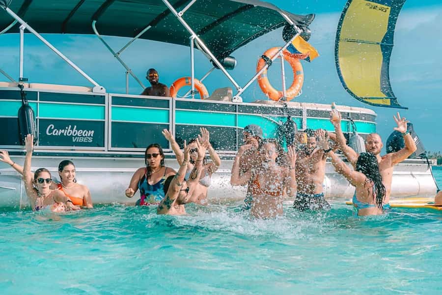 San Andres Island Tour In Shared Pontoon - Getting to Marina Toninos and Finding Kelly