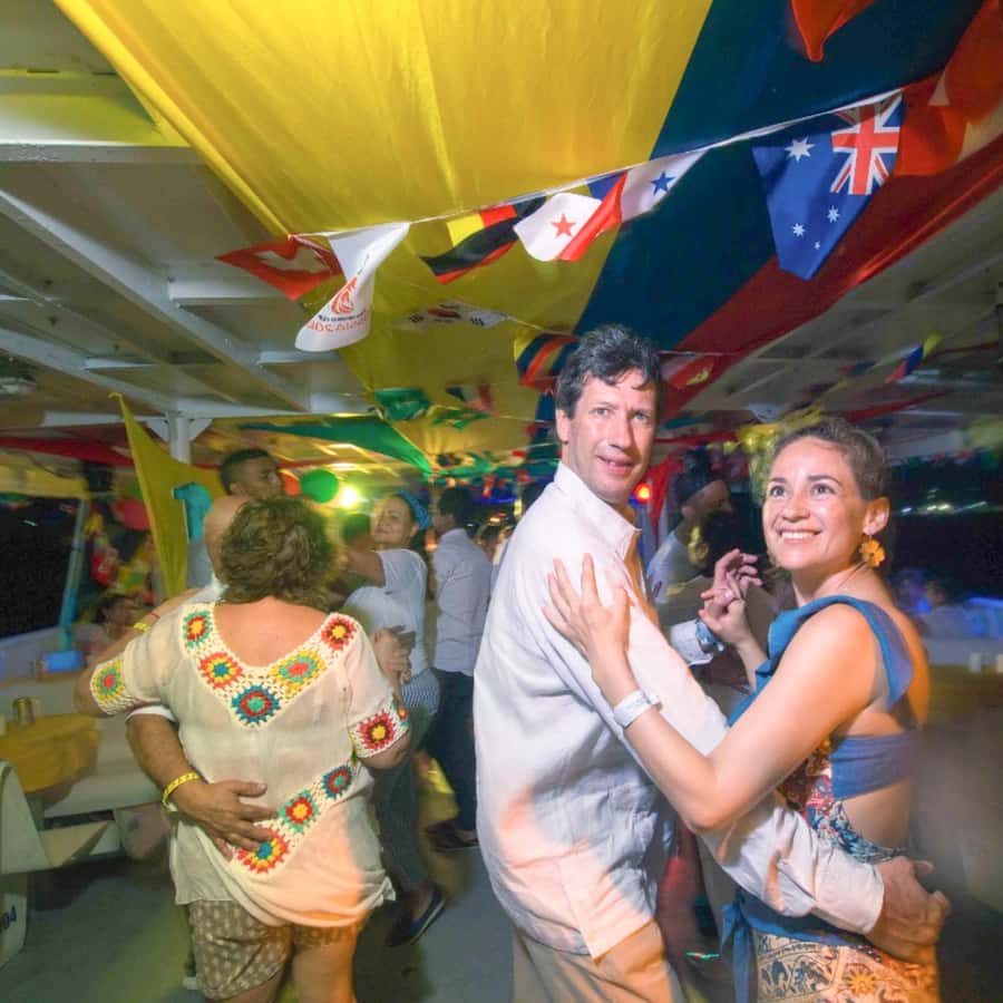 San Andres: White Party on boat with open bar, dinner and dancers! - Dinner on Board: Seafood and Meat Buffet Without Breaking the Party