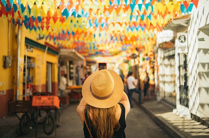 San Felipe Castle and Getsemani Walking Tour with tickets - Price and Value: What $25 Buys You (and What It Does Not)