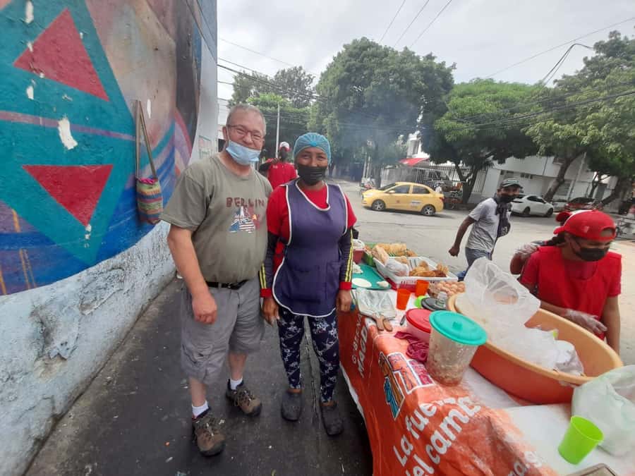 Santa Marta: Guided Walking Food Experience - Cayeye and other regional favorites, plus that late-station crunch