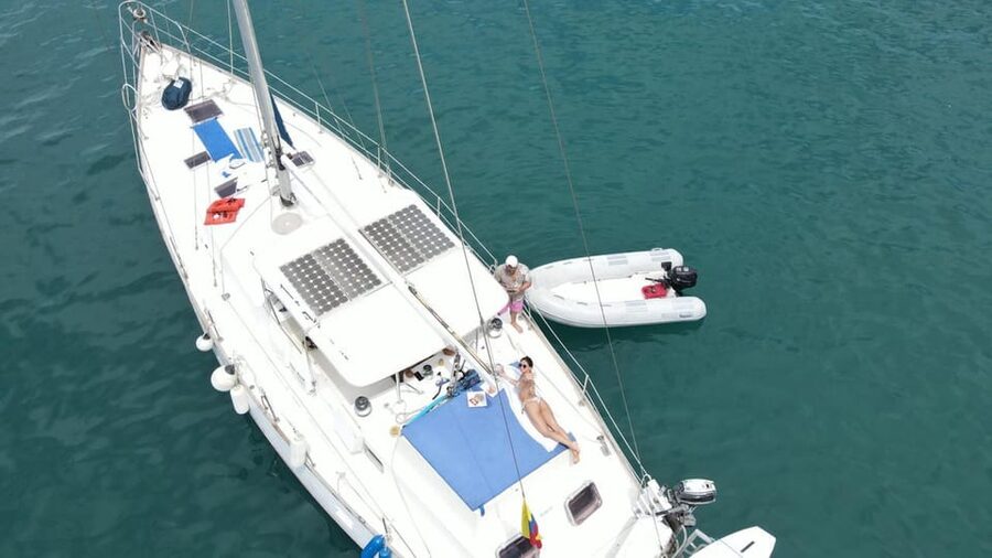 Santa Marta: Sailing Tour to Tayrona Park with Luis' Team - Food, Drinks, and the Included Extras That Add Real Value