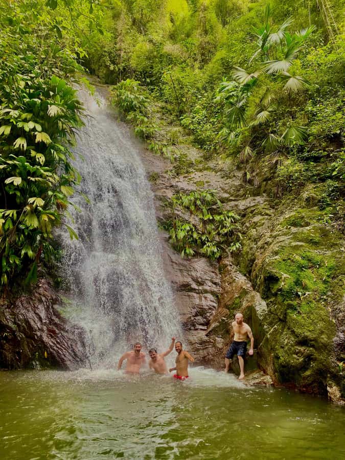 Santa Marta: Trekking in Minca Complete Waterfall Circuit - Where you meet and how pickup works in the real world