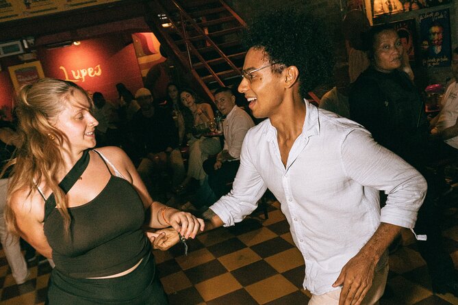 Saturday Night Bar Crawl in Cali, Colombia - Why Cali’s Salsa Street Night Feels Different Than Regular Bars