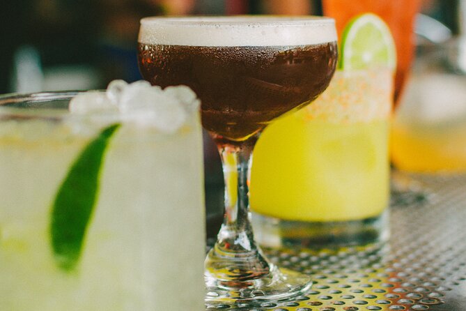 Saturday Night Bar Crawl in Cartagena, Colombia - Stop 4 at Seven 7 Times: free cover and seven rooms of club energy