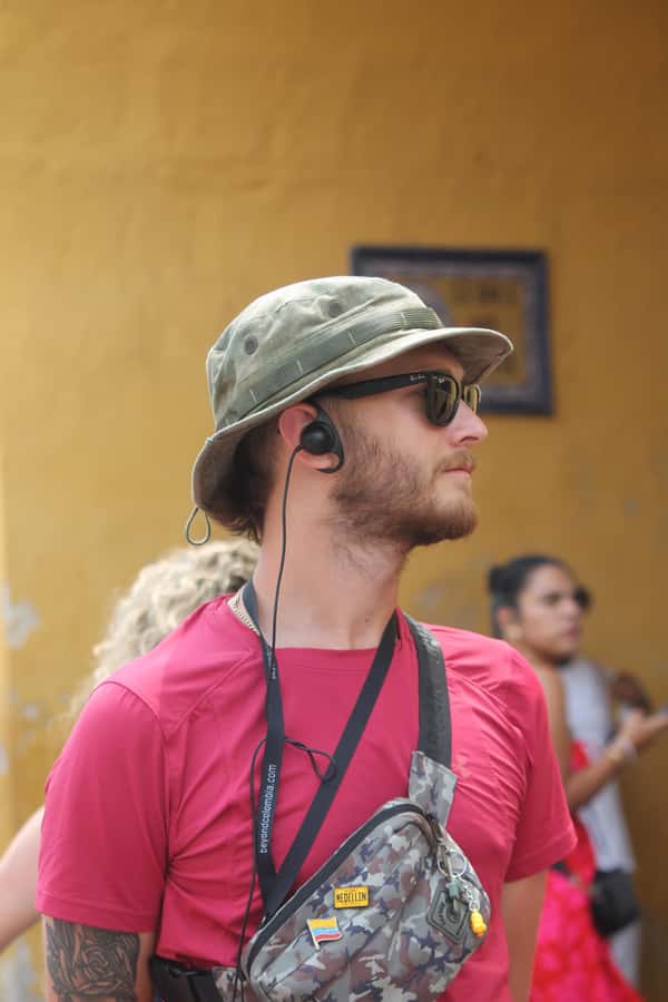 Shared Cartagena Old City Tour with Wireless Audio System - The audio system is the real upgrade, not a gimmick