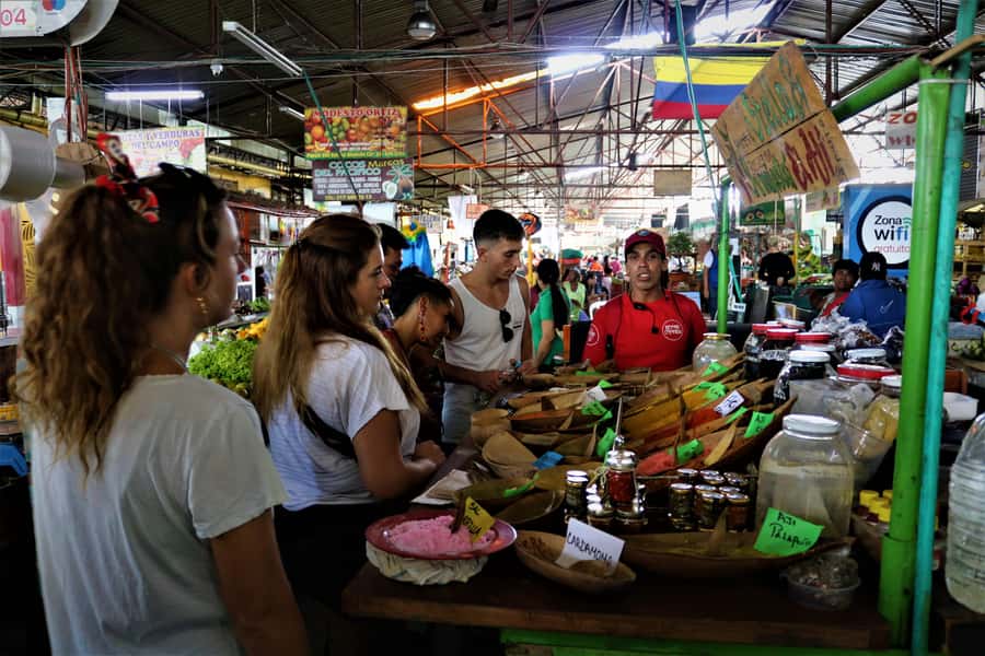 Shared Tour Cali's Local Food at Alameda Market - Meeting at Parque Alameda, then heading to the market