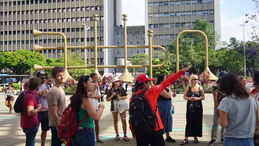 Shared Tour Cali's Salsa, Graffiti & Resistance Experience - Where It Starts, and How the Tour Sets the Tone in Cali