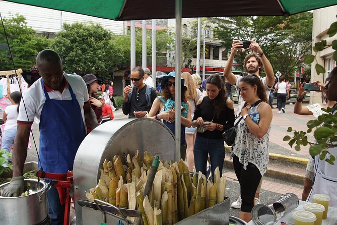 Shared Tour Historic Center of Medellin with Audio System - Plaza Botero, Where the City’s Art Mood Starts