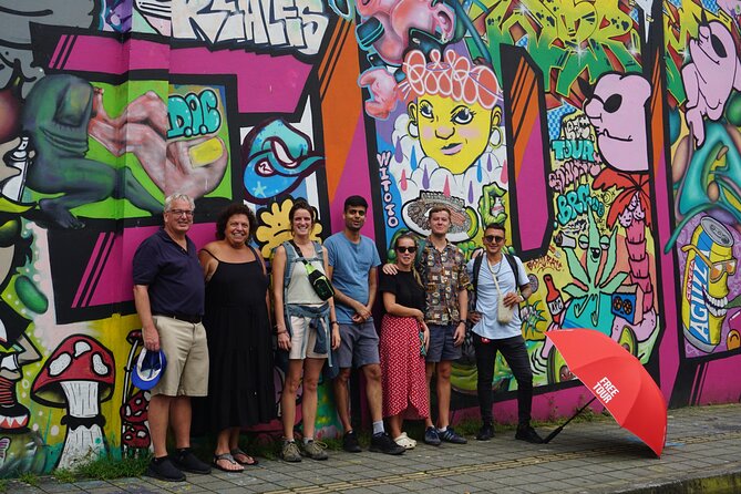 Shared Tour of El Poblado, Provence & Manila - The pace and group size, small enough to ask questions