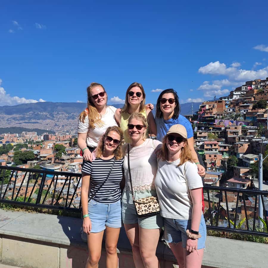 Shared Tour to Comuna 13 & Aurora Cable Car in Medellin - Starting in San Javier, then walking into Comuna 13’s real texture