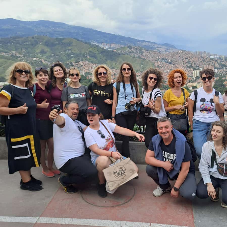 Shared Tour to Comuna 13 & Aurora Cable Car in Medellin - The community story goes beyond murals: music, hip-hop, dance, crafts, and food