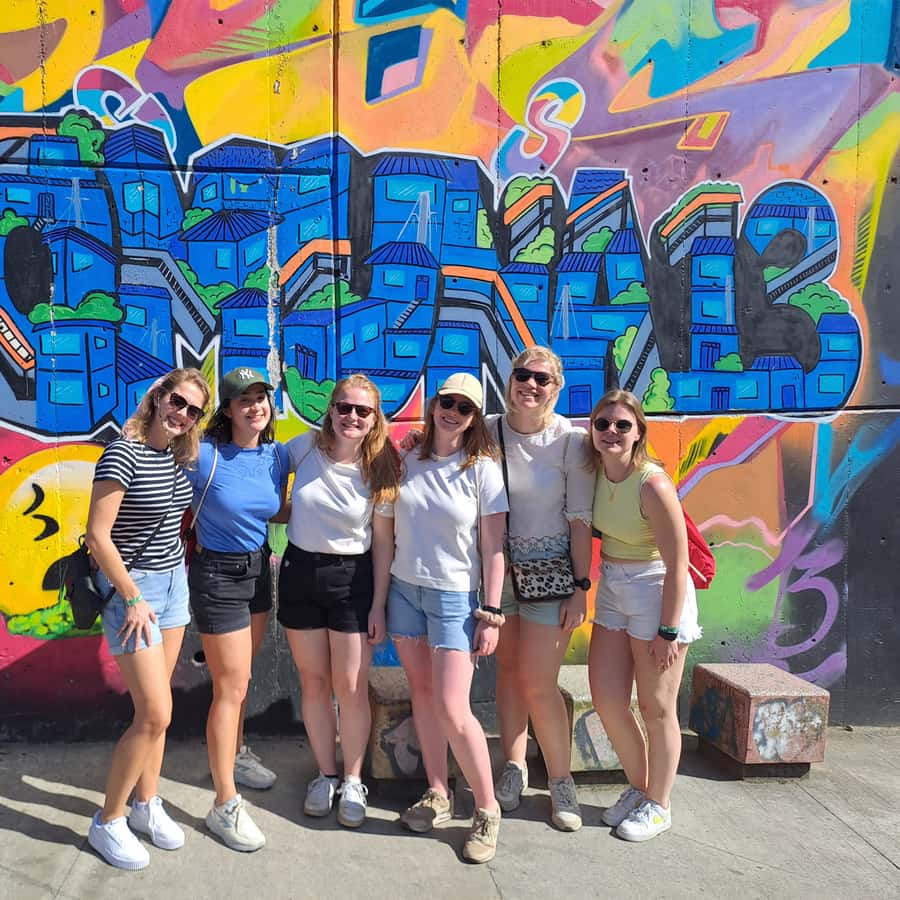 Shared Tour to Comuna 13 & Aurora Cable Car in Medellin - Who should book this tour, and who should skip it