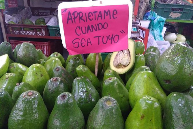 Street Food Bogotá Private Tour (4 Hrs.) - Pickup, meeting points, and how to set yourself up