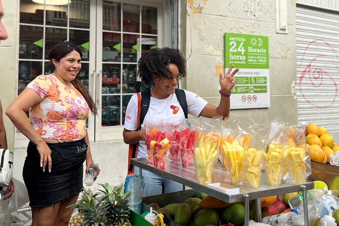 Street Food Tour in Cartagena - Guides, Group Size, and Pace That Keep It Fun