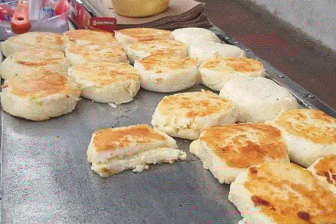 Street Food Tour of Cartagena - Guides, English, and that local “this feels safe” factor
