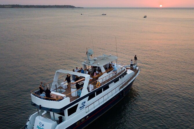 Sunset in Catamaran by Cartagena Bay - Key things to know before you go