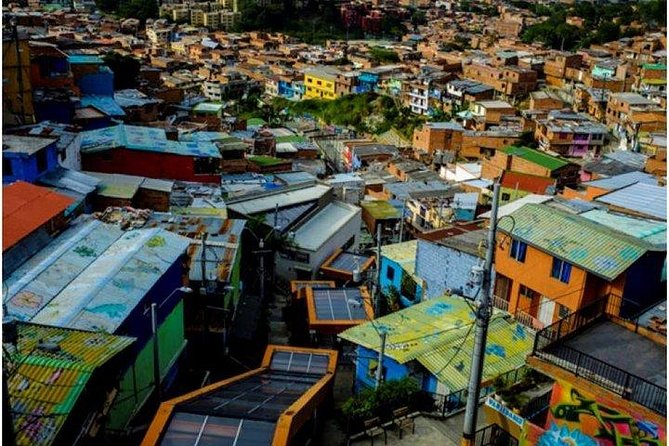 The best Commune 13 Tours in Medellín - Why This Comuna 13 Tour Works So Well In Medellín