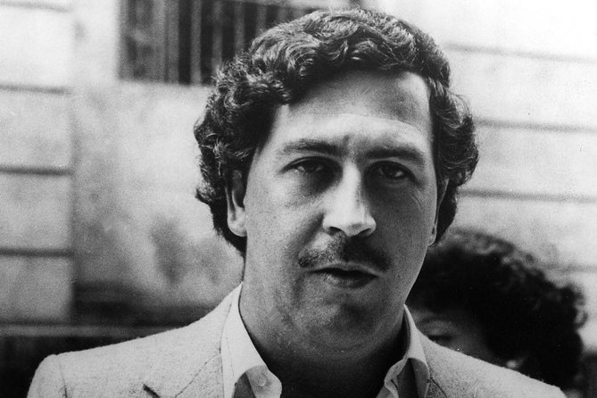 The Best Pablo City Tour In Medellin - A Pablo Escobar tour that explains Medellín, not just Escobar