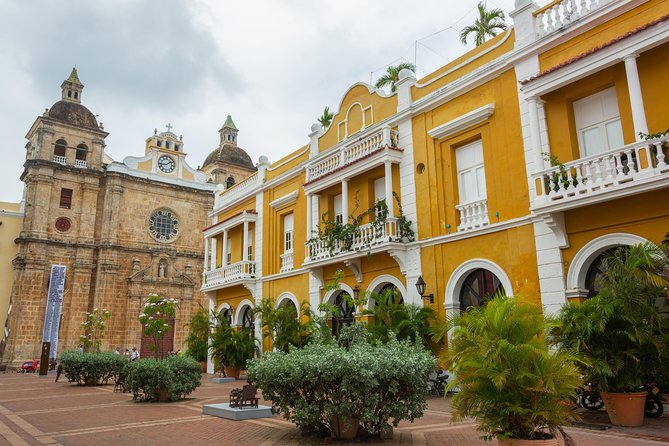 The Soul of Cartagena – A Stroll Through Its Historic Heart - Architecture safari: colonial-republican Cartagena and what to notice