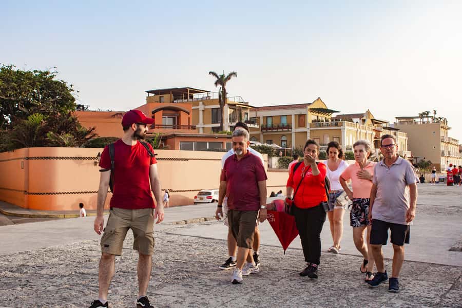 Tour Compartido de Gabriel García Marquez en Cartagena - Gabo’s Legacy in Cartagena: Nobel Work, Politics, and Simple Explanations