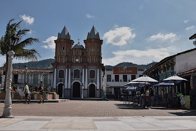 Tour Guatapé - Stop 3: Piedra del Peñol and Why the Stairs Matter