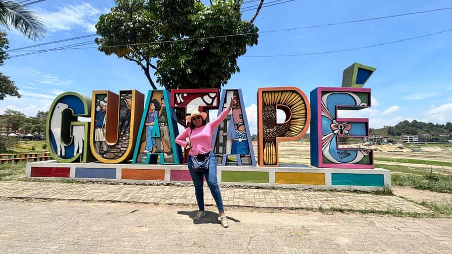 Tour Guatapé con visita a Granja de las Llamas y las Alpacas - Who this tour suits best (and who should think twice)