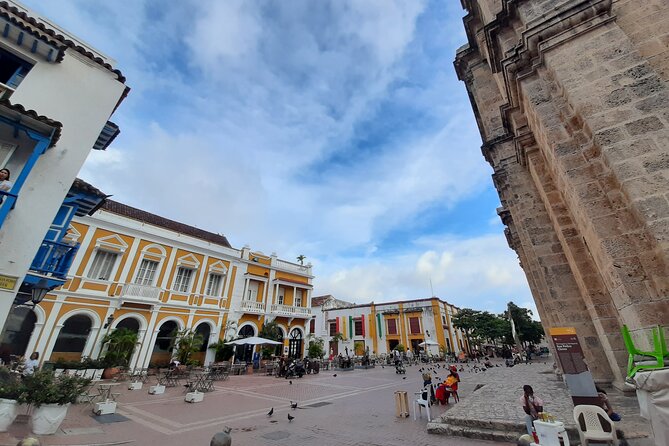 Tour in Chiva 5 hours through the City of Cartagena - Price and Value: Is $60 a Good Deal for These Stops?