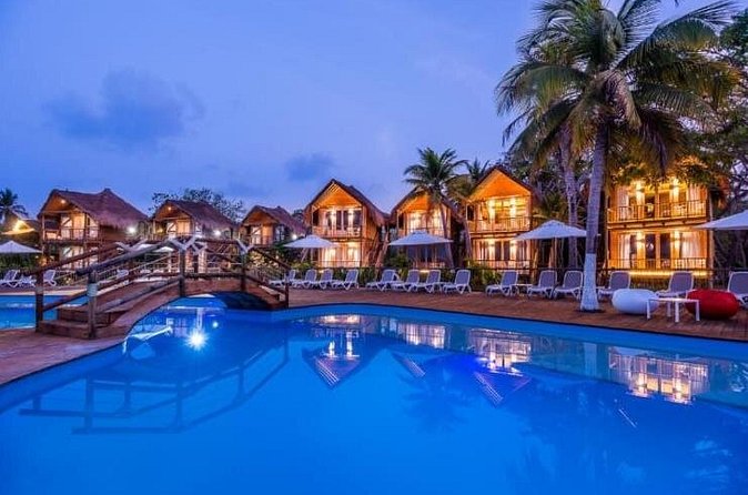 Tour Isla del Encanto Cartagena - Beach time, pools, chairs, hammocks, and the calm rhythm