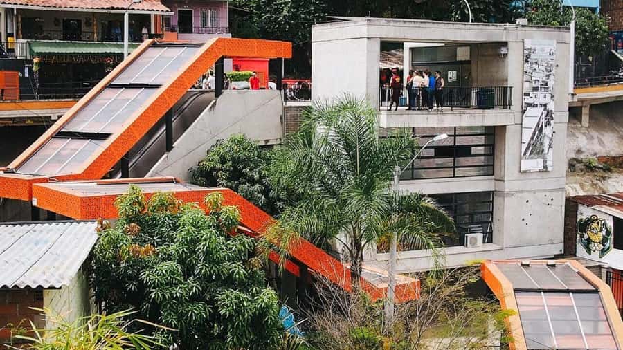 Tour Medellín: Pablo Escobar and Commune 13 - Key things you will notice on this tour