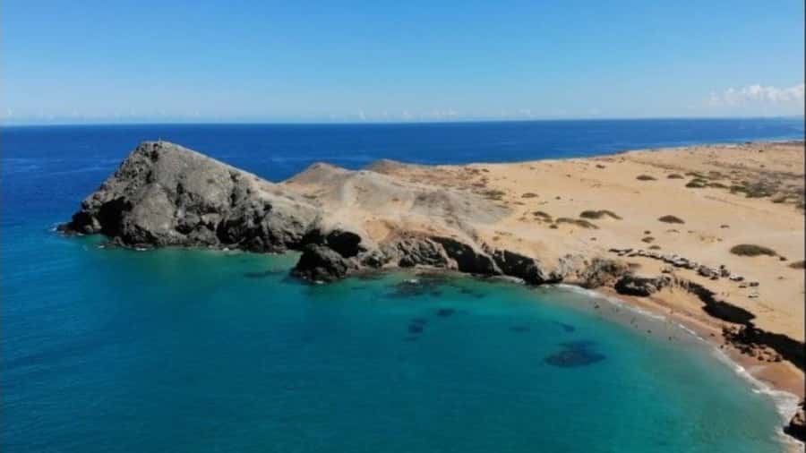 Tour to Punta Gallinas with Cabo de la Vela 3 Days - Day 1: Riohacha to Cabo de la Vela, Salt Flats to Lighthouse Sunset