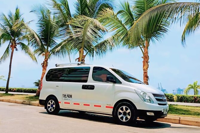 Transfers from the Airport to Hotels in Cartagena - Who should book this transfer, and who might not need it