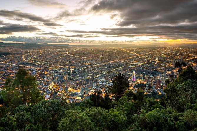 VIP Offbeat Bogota City Tour: Market, Coffee, Tejo, Beer, Fun 8hr - Tejo Ancestral: the fun sport with a very loud payoff
