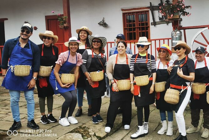 Visit and live a colombian coffee plantation (group tour) - At the Coffee Farm: Bilingual Guidance and Free Tastings