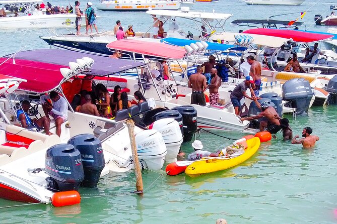 Visit Cholon & Baru with lunch - Barú and Playa Blanca: a quieter color break