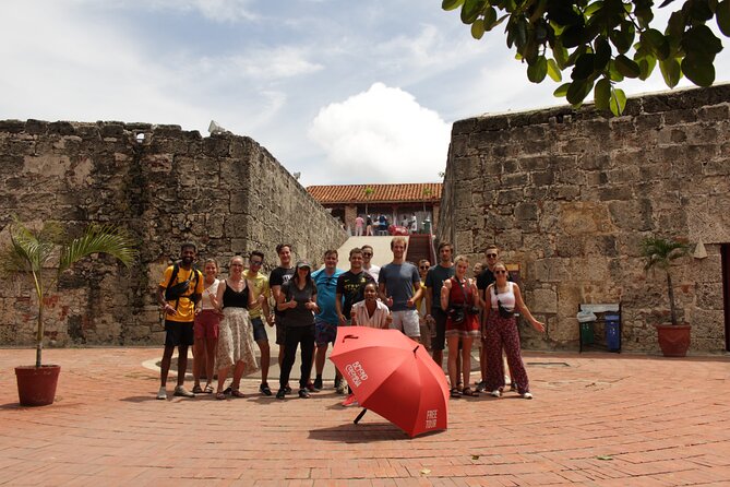 Walled Cartagena: Group Tour with Live Audio System - Group size, pace, and the heat reality check